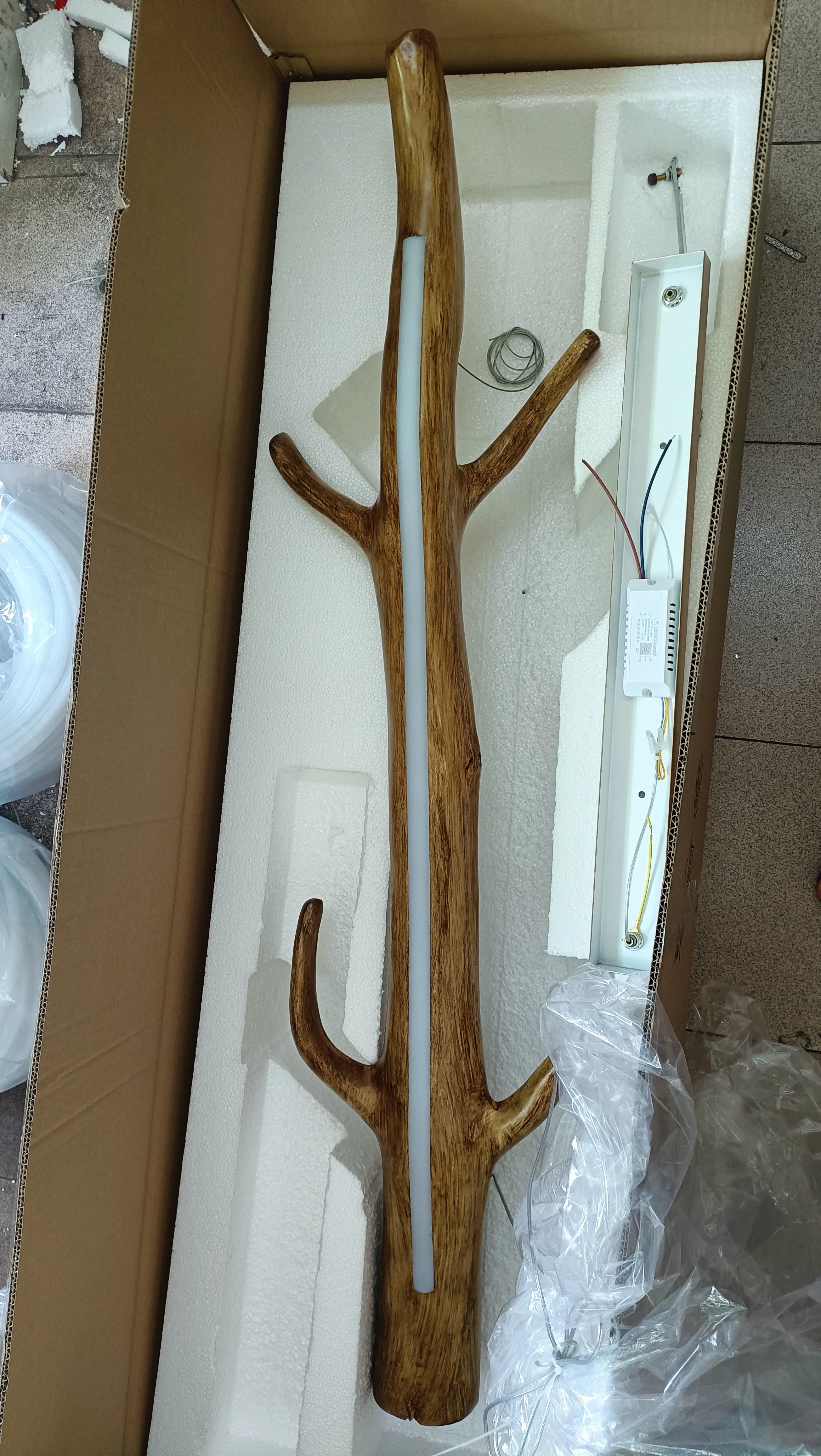 Wood-Effect Resin Pendant Light – Natural Japanese Style